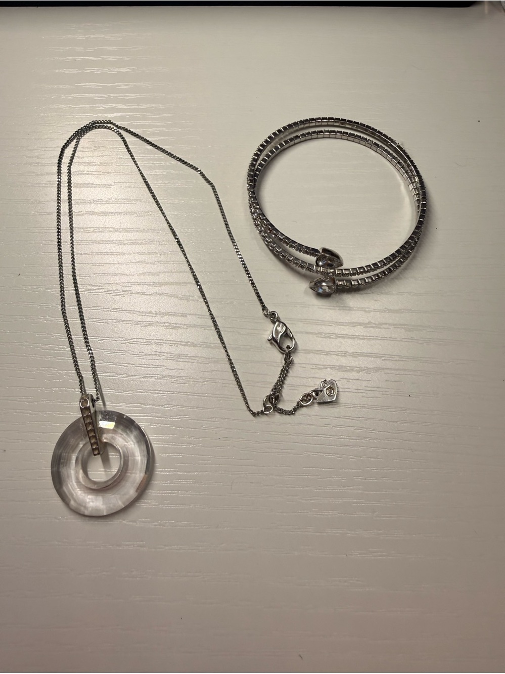 NIB AUTHENTIC SWAROVSKI Loop Pendant Necklace Clear Crystal 1054611